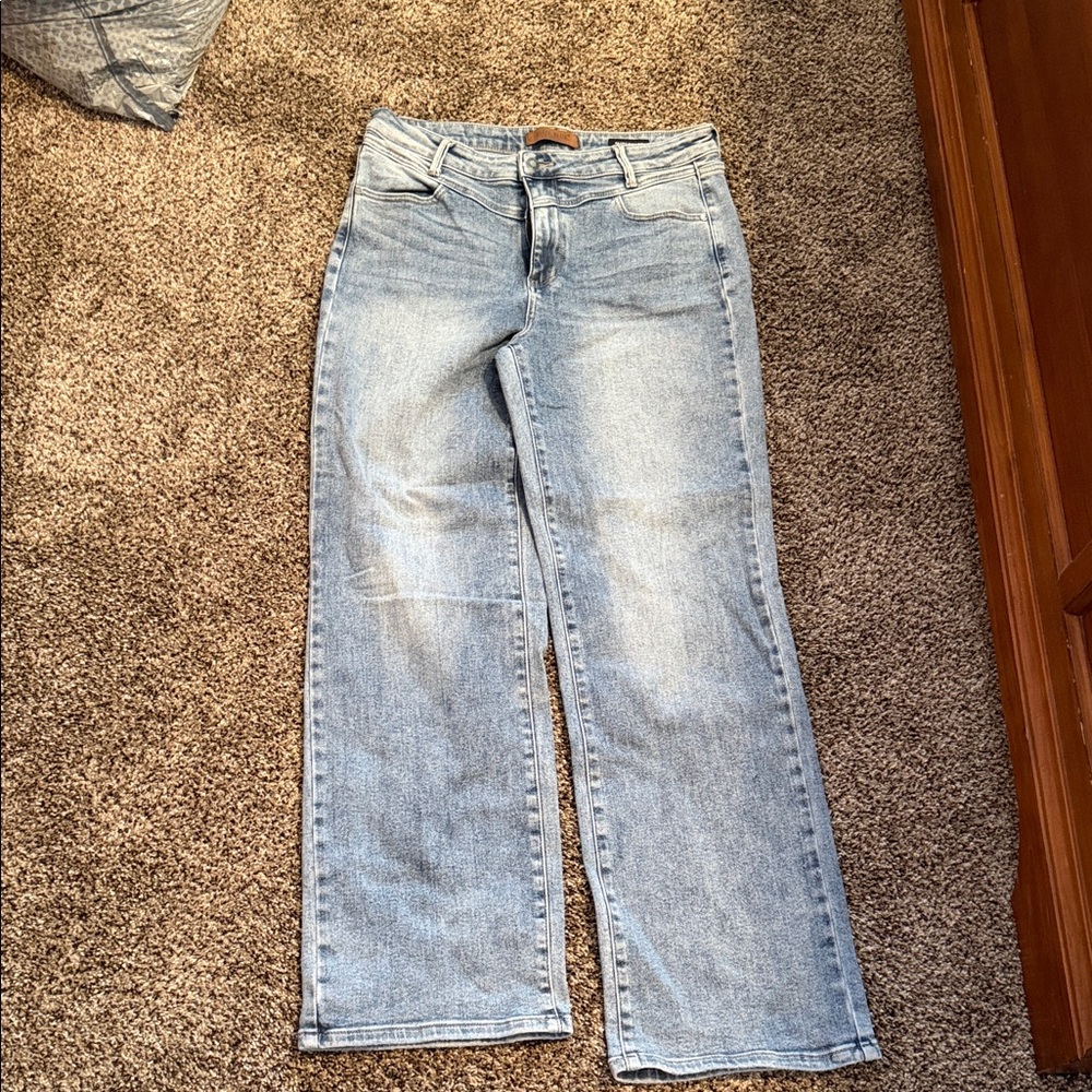 Judy Blue Light Wash Flare Jeans